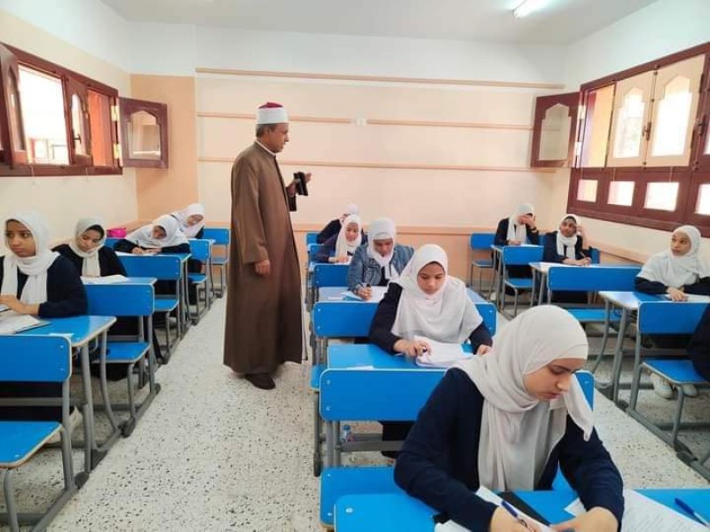 انطلاق امتحانات النقل الثانوي للفصل الدراسي الثاني بمنطقة الأقصر الأزهرية ٢٠٢٣/٢٠٢٢م