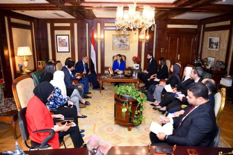 وزيرة الهجرة تترأس اجتماعًا لمتابعة خطوات إنشاء التطبيق الإلكتروني المخصص للمصريين بالخارج