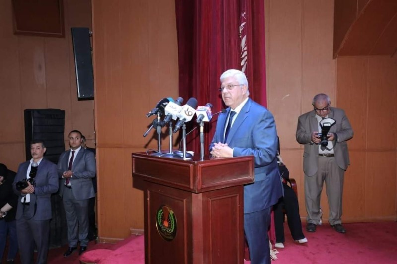 وزير التعليم العالي يشهد احتفالية "إنجاز إجراء 1000 عملية زراعة كبد"