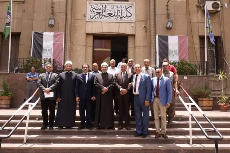 رئيس جامعة الأزهر يتفقد لجان امتحانات الفصل الدراسي الثاني بكليات قطاع الدَّراسة
