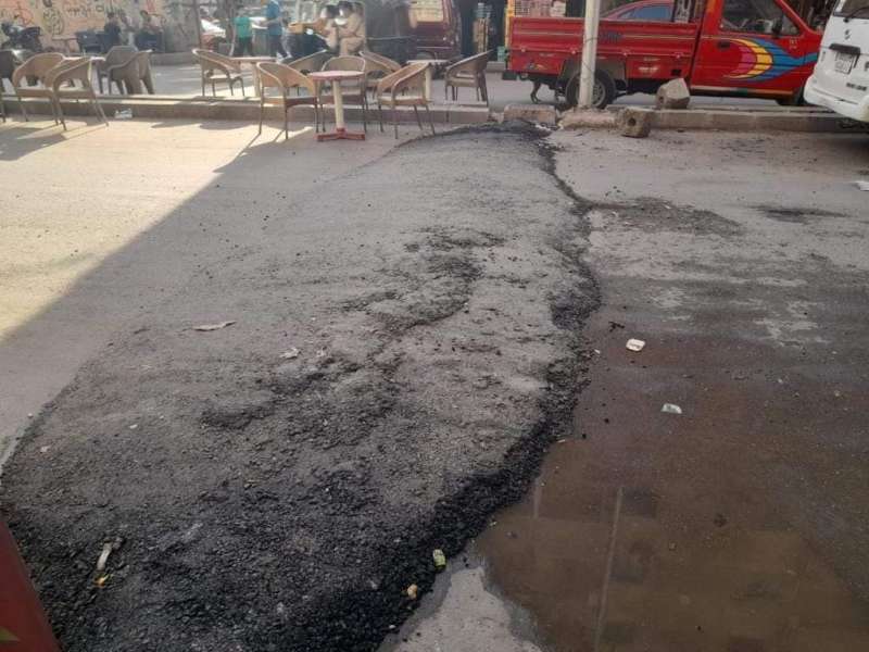 استجابة لـ«مستقبل وطن».. مواصلة تركيب المطبات الصناعية بالوراق للحد من حوادث السير