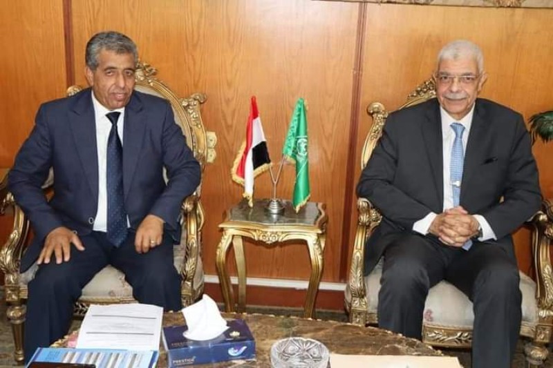رئيس جامعة المنوفية يستقبل وفد الهيئة العربية للتصنيع
