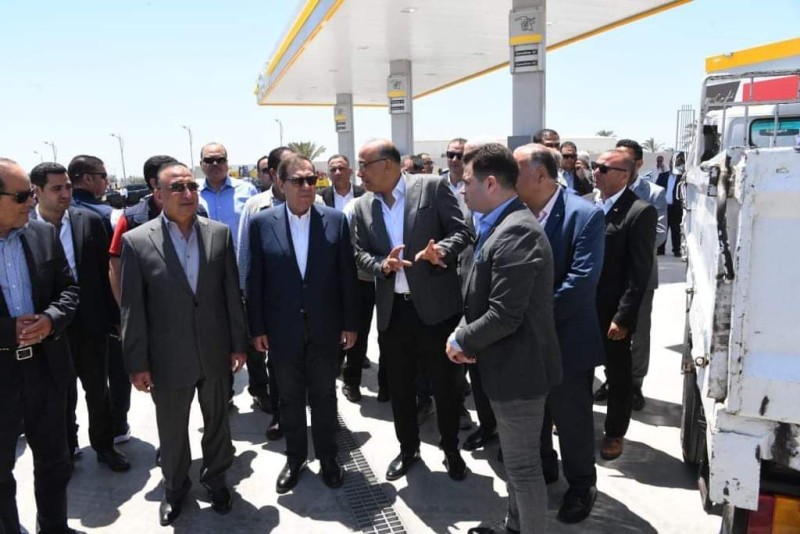 وزير البترول يفتتح محطة الوقود المتكاملة لتموين السيارات بالغاز الطبيعى بالأسكندرية