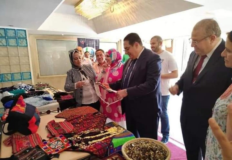 جامعة القاهرة تنظم معرضًا للحرف اليدوية والتراثية