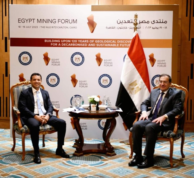 وزير البترول والثروة المعدنية يبحث أنشطة شركة لوتس جولد الكندية فى مصر