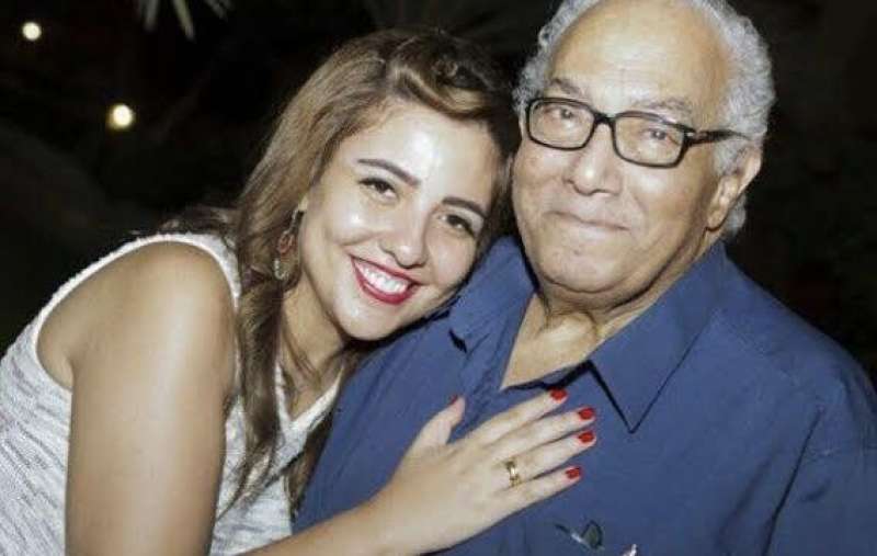 عاجل.. وفاة والد الفنانة مي كساب بعد صراع مع المرض