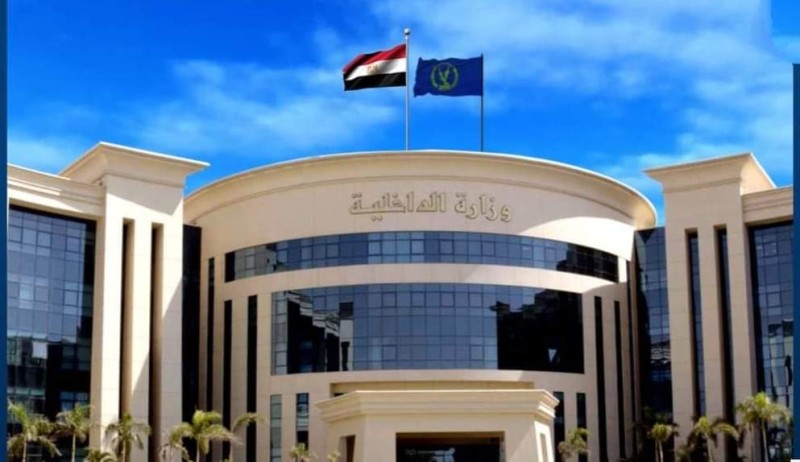 الداخلية: كشف ملابسات تعدي شخص علي كلب بسلاح أبيض وإصابته بالجيزة