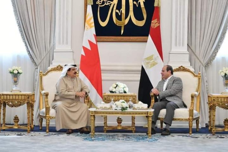 الرئيس السيسي يستقبل عاهل البحرين بمدينة العلمين لتناول العلاقات الأخوية بين البلدين