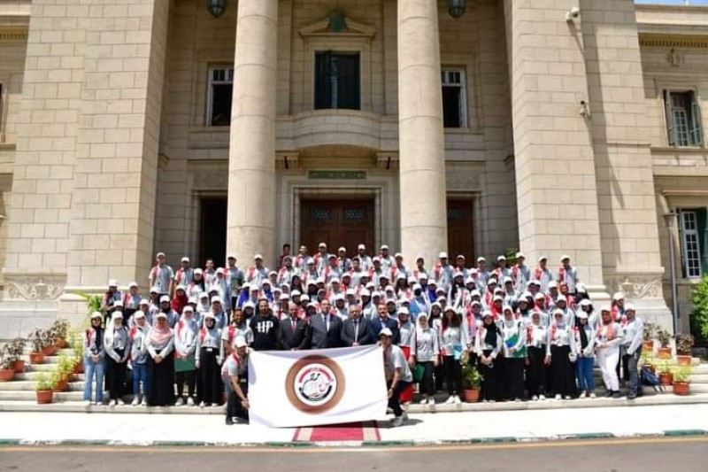 جامعة القاهرة تواصل فعاليات معسكر القيادة الفعالة