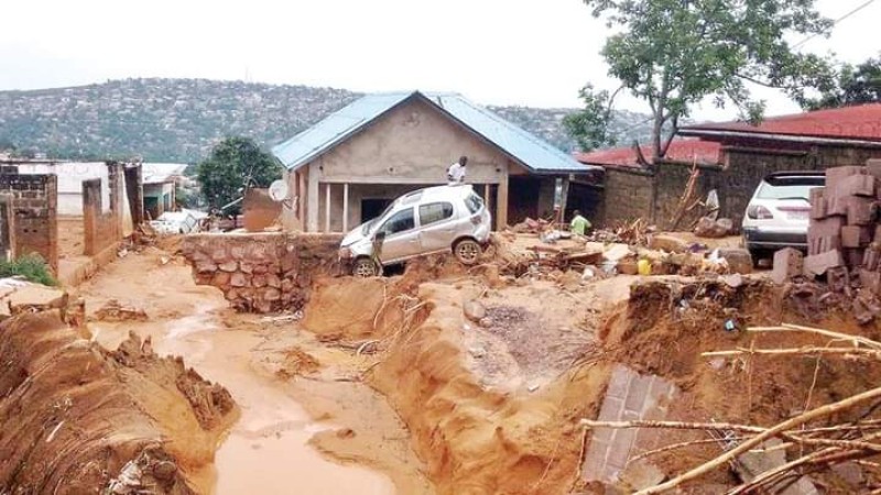 النيجر.. مصرع 27 شخصاً وتضرر عشرات الآلاف جراء الفيضانات