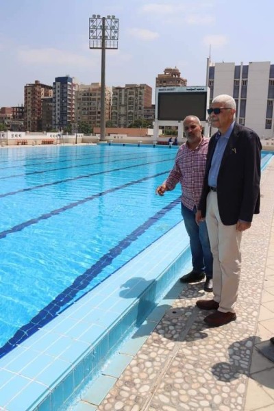 رئيس جامعة المنوفية يتفقد حمام السباحة الأولمبى