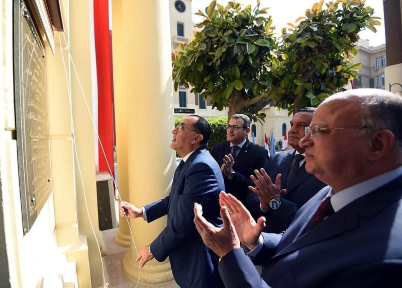 مدبولي يشهد الإفتتاح والتشغيل التجريبي لمركز السيطرة للشبكة الوطنية للطوارئ والسلامة العامة بمحافظة القاهرة