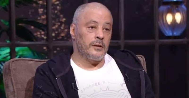 الفنان عمرو عبدالجليل يعلن وفاة شقيقه  : ” إدعوله بالرحمه”