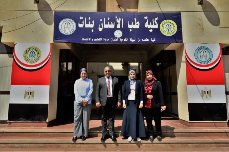 نائب رئيس جامعة الأزهر لفرع البنات يتفقد لجان امتحانات التصفية بكليات مدينة نصر