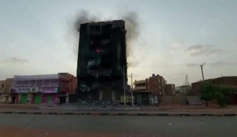 السودان .. اشتباكات عنيفة في محيط القيادة العامة