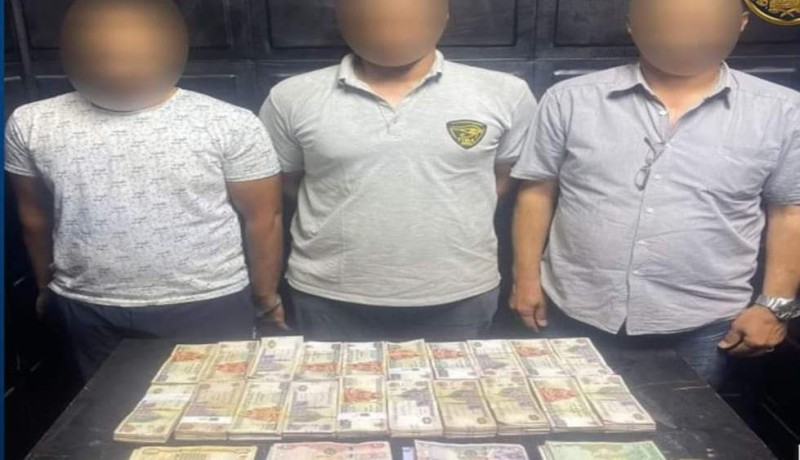الداخلية: ضبط المتهمين في واقعة الاستيلاء علي مبلغ مالي من أحد البنوك بالقاهرة