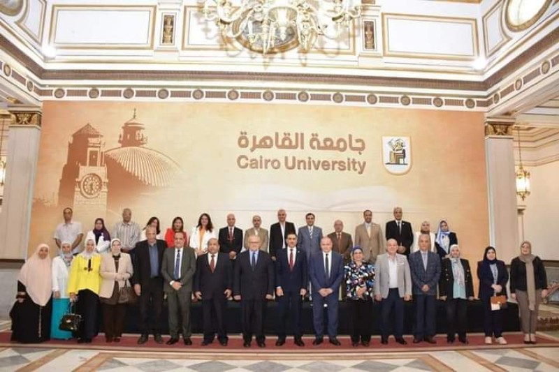 الخشت يترأس الاجتماع التنفيذي للإنتهاء من التجهيزات لجامعة القاهرة الدولية