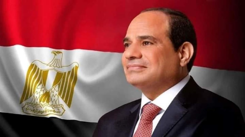 الرئيس السيسي يصل إلى جامعة القناة لحضور فعاليات يوم الإحتفال بتفوق جامعات مصر