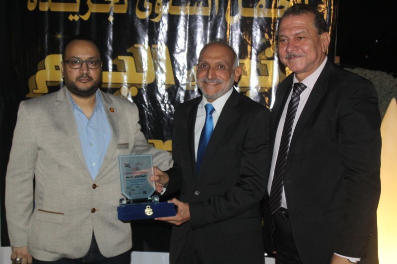 تكريم الدكتور وائل صقر فى حفل أنباء اليوم المصرية السنوي