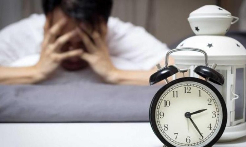دراسة تحذر من النوم أقل من 5 ساعات في الليلة لأنة قد يزيد خطر الاكتئاب !
