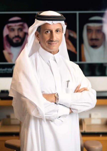 أحمد بن عقيل الخطيب وزير السياحة السعودي