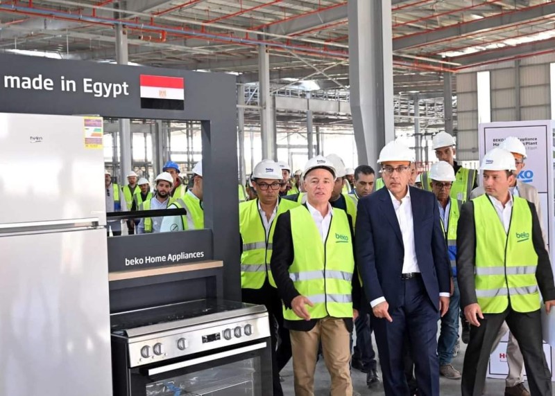 رئيس الوزراء يتفقد مصنع بيكو مصر بالعاشر من رمضان باستثمارات 100 مليون دولار