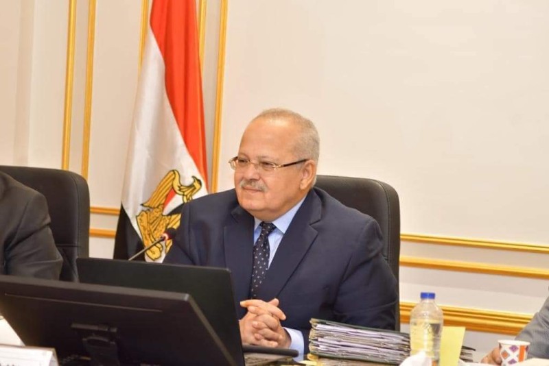 مجلس جامعة القاهرة يدعو للمشاركة الفعالة والتصويت الحر في الانتخابات الرئاسية