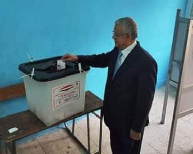انتخابات الرئاسة المصرية 2024 .. رئيس مجلس النواب يُدلي بصوته في الانتخابات