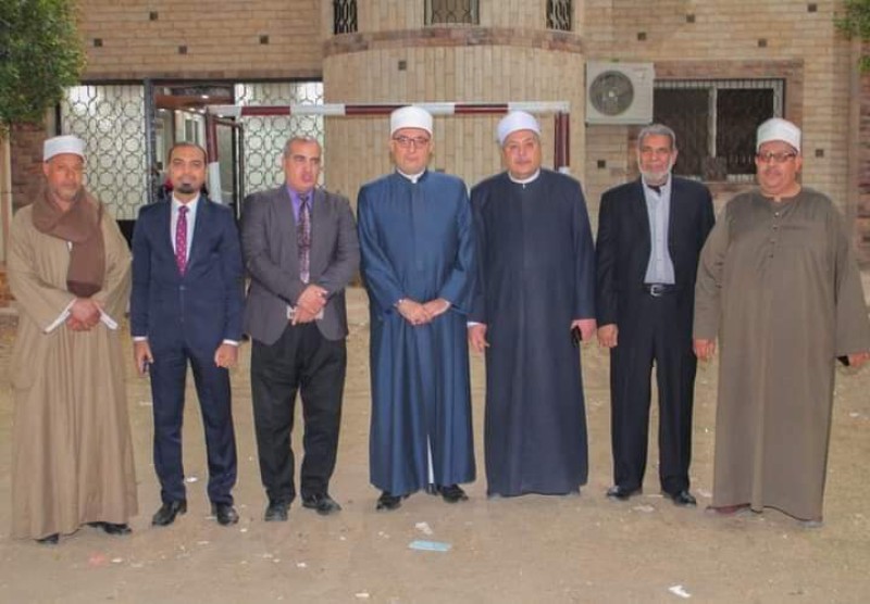 الأمين العام لمجمع البحوث الإسلامية يشهد حفل تكريم عميد معهد الأقصر الديني بنين الأسبق