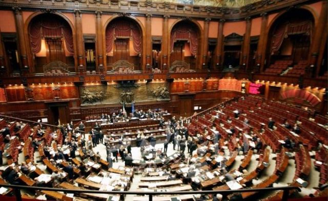 سيناتور إيطالي: مصر حصن للغرب ضد الإرهاب