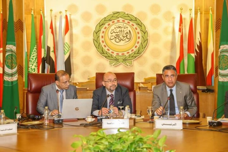 رئيس البريد المصري يترأس الاجتماع الـ(44) للجنة العربية الدائمة للبريد