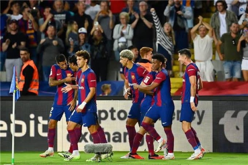 تشافي يعلن تشكيلة برشلونة لمواجهة فياريال في الدوري الإسباني