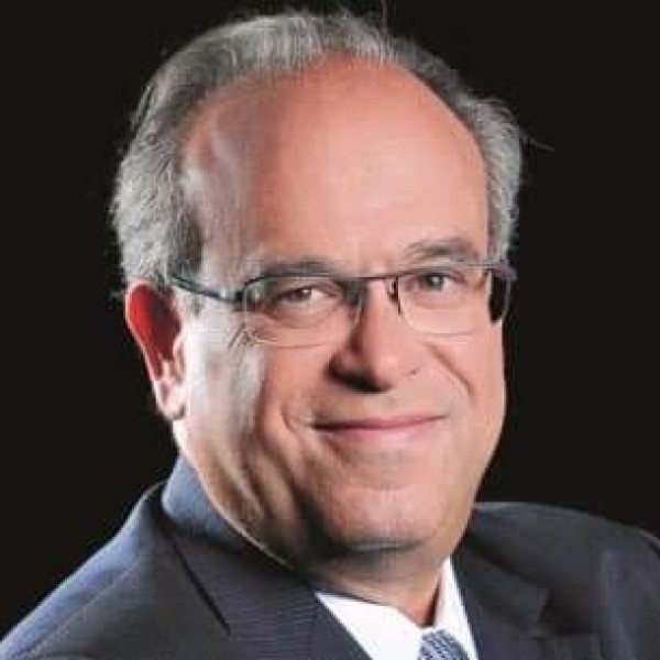 ديفيد خياط 