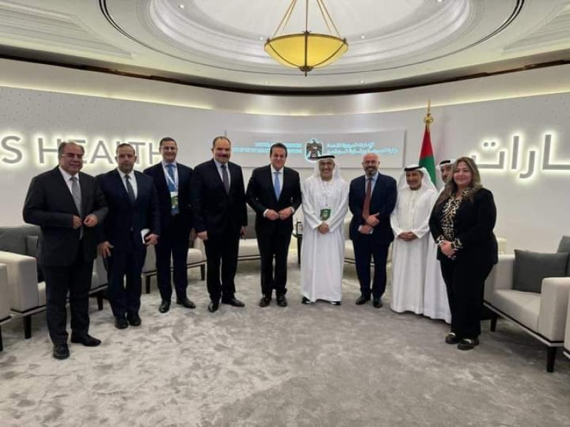 وزير الصحة يبحث مع نظيره الإماراتي تعزيز التعاون في البحوث الصحيةوصناعات الأدوية