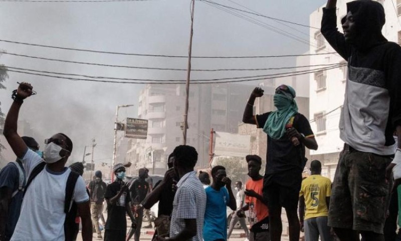 ارتفاع قتلى احتجاجات تأجيل الانتخابات الرئاسية في جنوب السنغال إلى ثلاثة