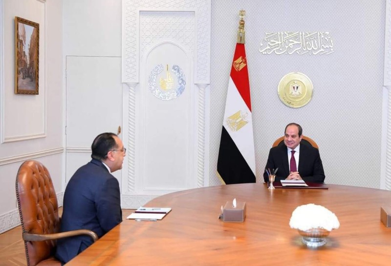 الرئيس السيسي يجتمع مع دكتور مصطفى مدبولي رئيس مجلس الوزراء