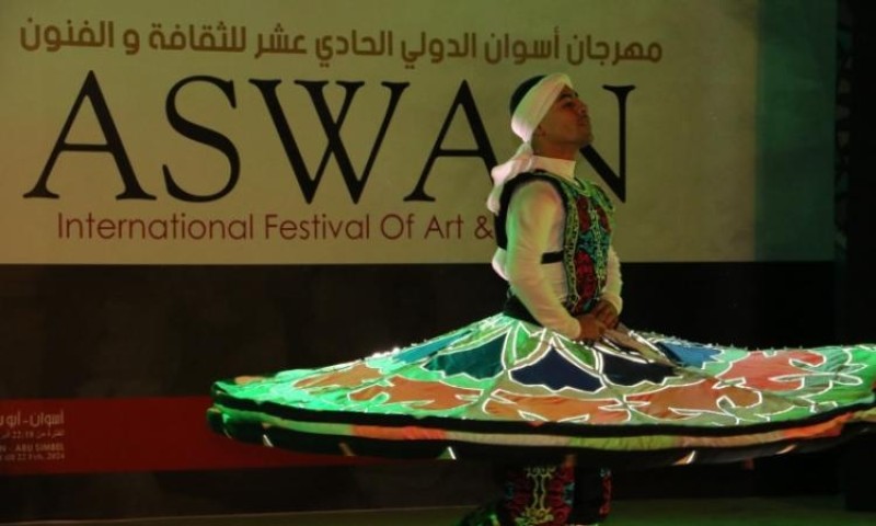 ”دمى فلسطيني ” بمهرجان أسوان الدولي للفنون الشعبية