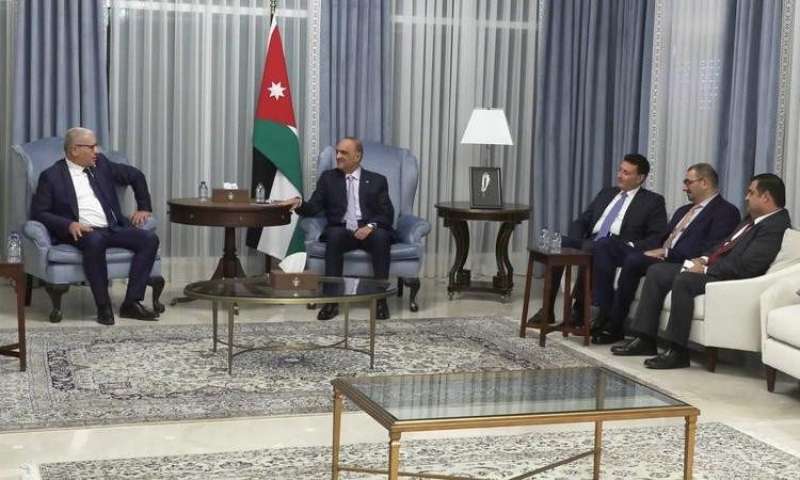 الخصاونة يؤكد حرص الأردن على توسيع أطر التعاون في مختلف المجالات مع الجزائر