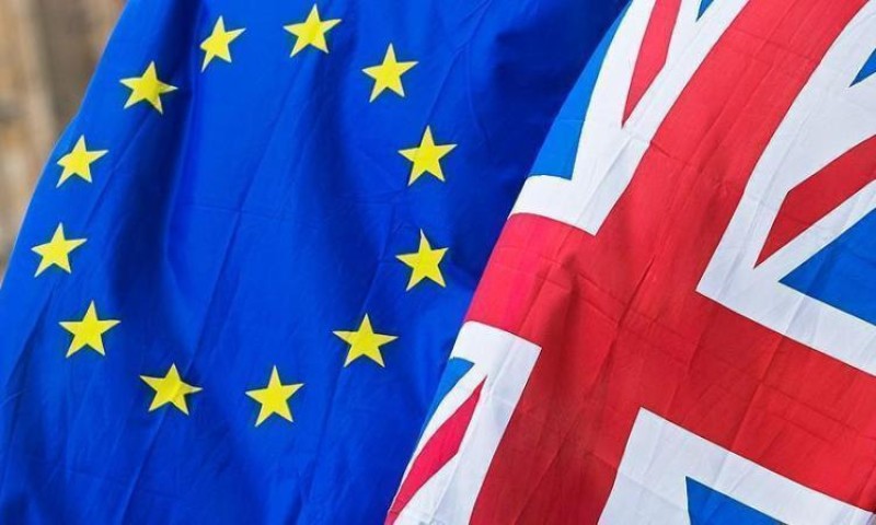 بريطانيا والاتحاد الأوروبي يوقعان اتفاقا حول مكافحة الهجرة غير الشرعية
