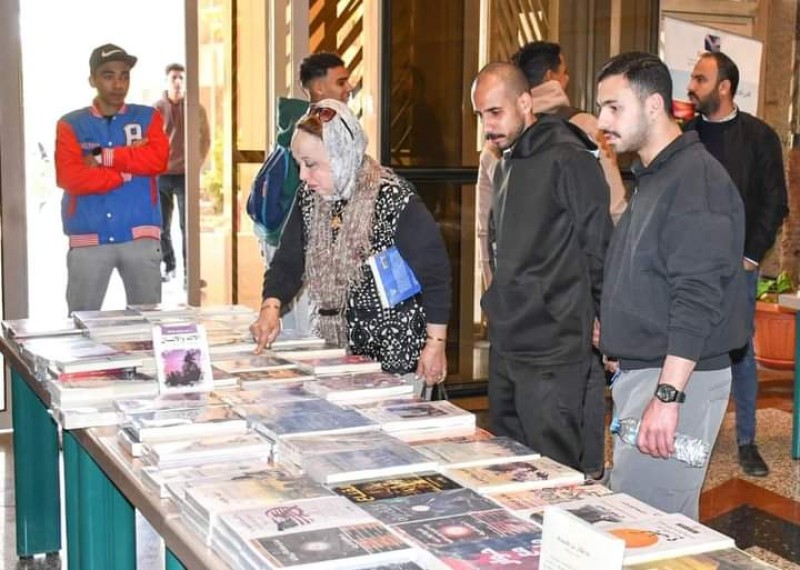 جامعة القاهرة تقيم معرضاً للكتاب بمشاركة مجموعة كبيرة من دور النشر