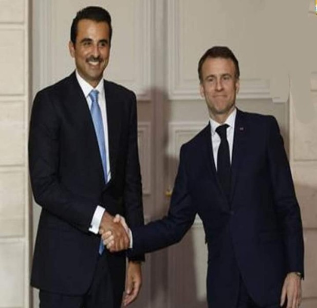 الرئيس الفرنسي و أمير قطر 