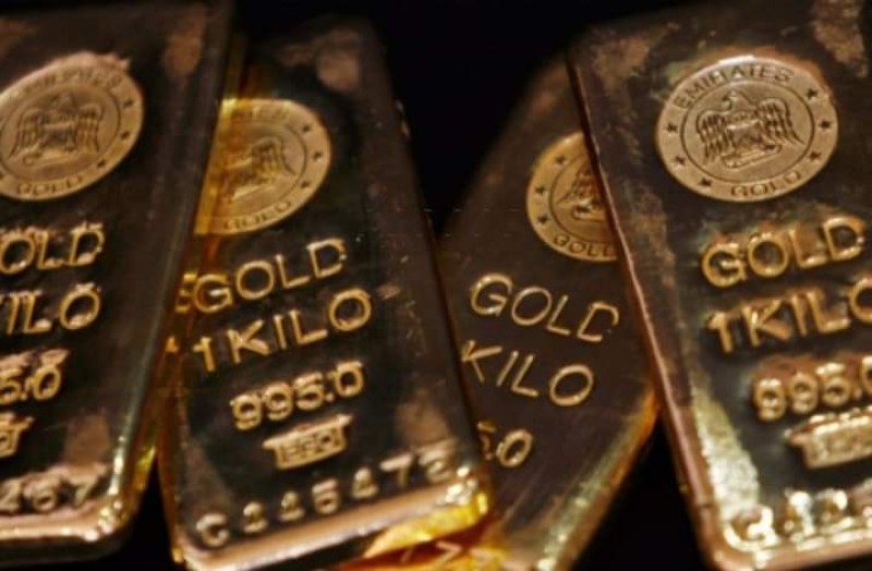 عالمياً الذهب يلامس أعلى مستوى في شهرين .. وهذا ما يحرك الأسعار للأعلى