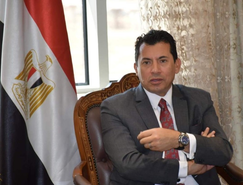 وزير الرياضة يهنئ الإتحاد المصري للمصارعة بعد تأهل أربعة لاعبين إلي أوليمبياد باريس في المصارعة الحرة