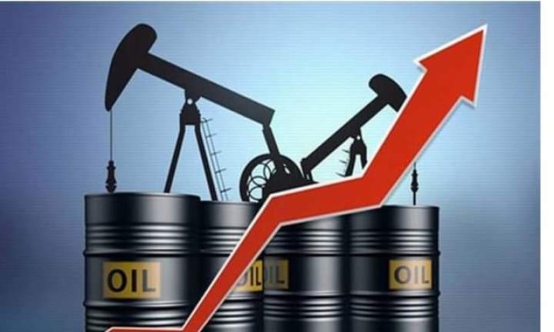إرتفاع طفيف لأسعار النفط مع متابعة التوترات الجيوسياسية ومستجدات الطلب