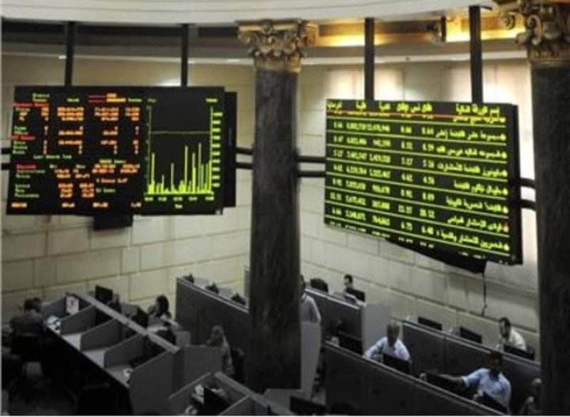 البورصة المصرية تستهل تعاملاتها بارتفاع جماعي لكافة المؤشرات