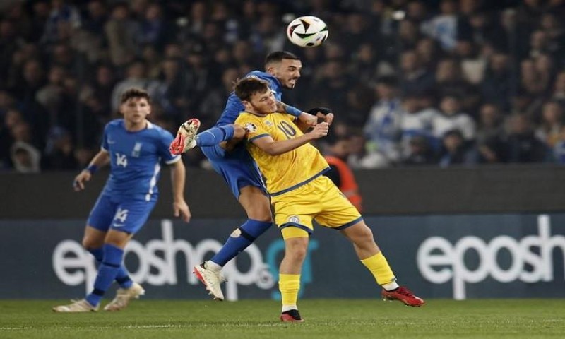 اليونان تسحق كازاخستان 5-0 وتبلغ نهائي الملحق بتصفيات بطولة أوروبا