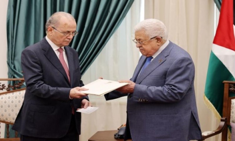 الرئيس الفلسطيني يصدر قانونا يمنح الثقة لتشكيل حكومة محمد مصطفى