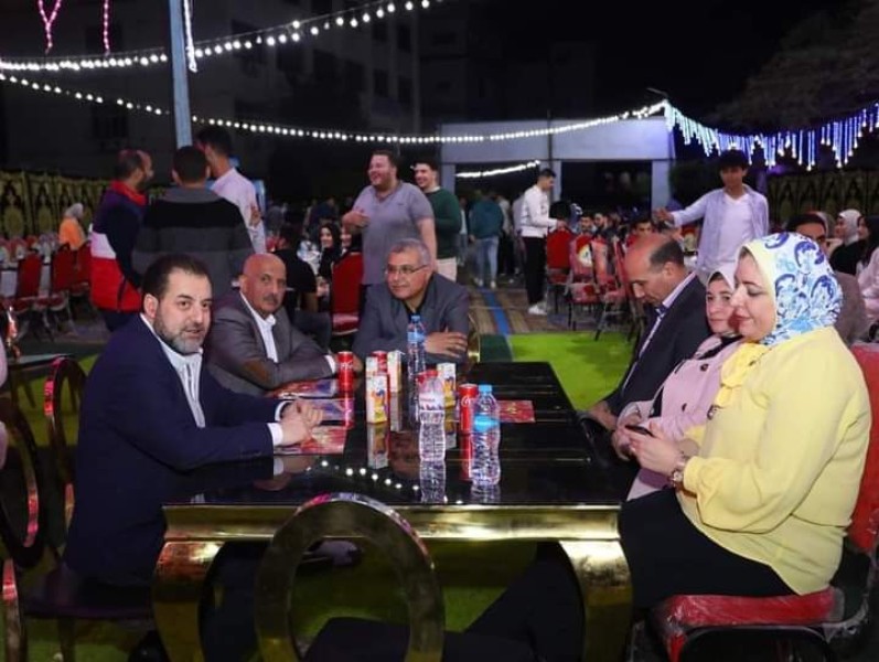 رئيس جامعة الزقازيق يشارك أسرة ”طلاب من أجل مصر” حفل إفطار جماعي