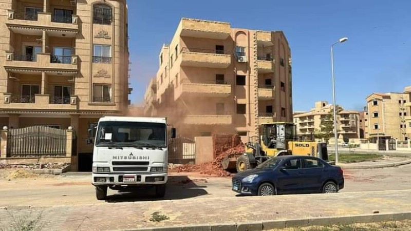 وزير الإسكان: أجهزة مدن 6 أكتوبر والشروق وسوهاج الجديدة تُزيل مخالفات بناء بعدة مناطق