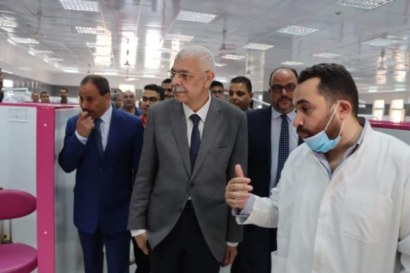 رئيس جامعة المنوفية يعلن إستقبال وعلاج أكثر من ٤٠٠ حالة بالمجان بالعيادات الخارجية